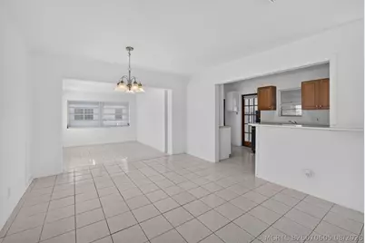 304 Cypress Drive, Lake Park, FL 33403 - Photo 10