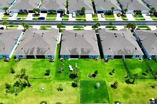 839 Persimmon Pl, Fort Pierce, FL 34981 - Photo 34