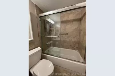 24 Oakridge C #24, Deerfield Beach, FL 33442 - Photo 14