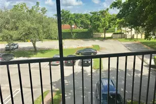 201 Foxtail Dr, Greenacres, FL 33415 - Photo 8