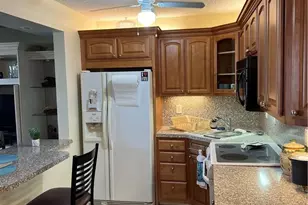228 Hibiscus Ave, Lauderdale by the Sea, FL 33308 - Photo 10