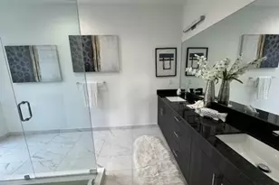 400 SE 22nd St, Fort Lauderdale, FL 33316 - Photo 22