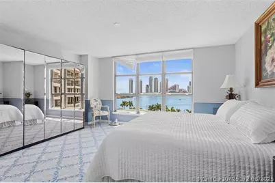 3530 Mystic Pointe Drive #910, Aventura, FL 33180 - Photo 14