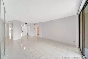 7200 Radice Ct, Lauderhill, FL 33319 - Photo 6