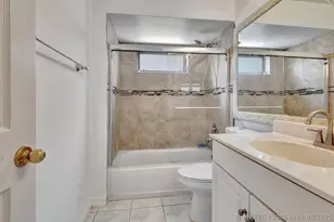 5105 Arbor Glen Cir, Lake Worth, FL 33463 - Photo 16