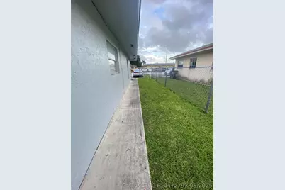 4021 NW 30th Terrace #3, Lauderdale Lakes, FL 33309 - Photo 4