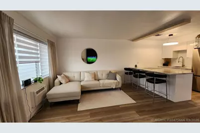 1015 SW 11th Avenue #14K, Hallandale Beach, FL 33009 - Photo 4