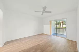 7360 NW 1st St, Margate, FL 33063 - Photo 10