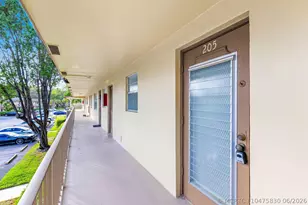 7360 NW 1st St, Margate, FL 33063 - Photo 8