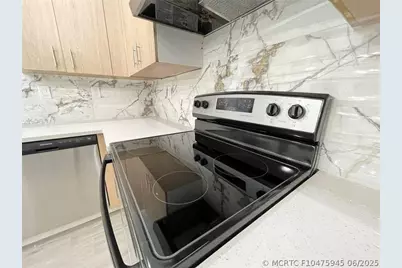 [Address not provided], North Lauderdale, FL 33068 - Photo 4