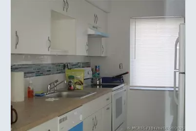 2361 NE 10th Street #5, Pompano Beach, FL 33062 - Photo 2