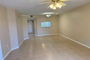 571 SW 142nd Ave, Pembroke Pines, FL 33027 - Photo 8