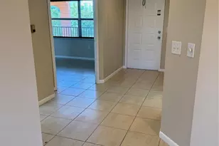 571 SW 142nd Ave, Pembroke Pines, FL 33027 - Photo 6