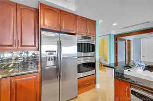 821 N Riverside Dr, Pompano Beach, FL 33062 - Photo 22