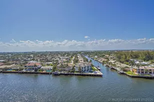 821 N Riverside Dr, Pompano Beach, FL 33062 - Photo 34