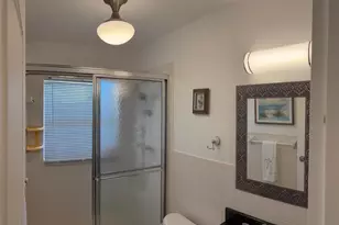 1055 Country Club Dr, Margate, FL 33063 - Photo 18