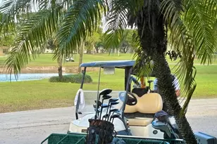1055 Country Club Dr, Margate, FL 33063 - Photo 44