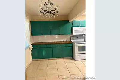 5190 E Sabal Palm Boulevard #201, Tamarac, FL 33319 - Photo 10