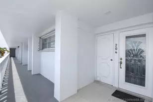 1012 N Ocean Blvd, Pompano Beach, FL 33062 - Photo 6