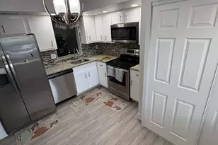 7684 NW 18th St, Margate, FL 33063 - Photo 18