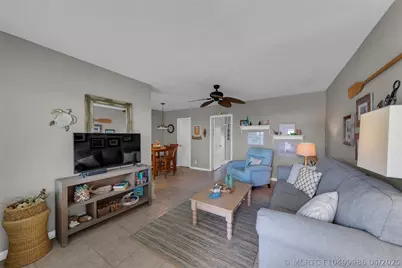 11 SW 4th Avenue #11, Boca Raton, FL 33432 - Photo 4