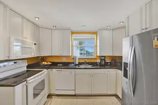 1051 Hillsboro Mile, Hillsboro Beach, FL 33062 - Photo 12