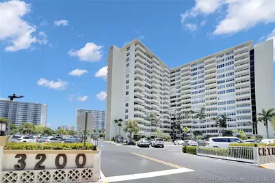 3200 NE 36th Street #319, Fort Lauderdale, FL 33308 - Photo 1
