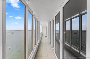 1717 N Bayshore Dr, Miami, FL 33132 - Photo 28