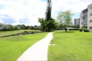 3575 Brokenwoods Dr, Coral Springs, FL 33065 - Photo 38