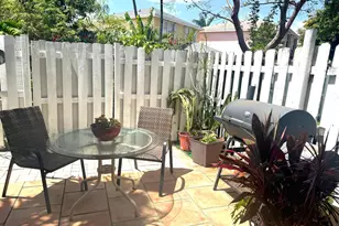 795 Crystal Lake Dr, Deerfield Beach, FL 33064 - Photo 8