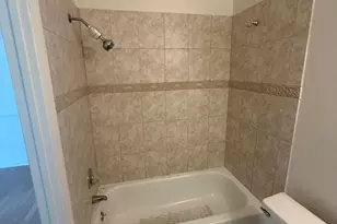 795 Crystal Lake Dr, Deerfield Beach, FL 33064 - Photo 24