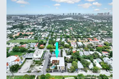 744 NE 14th Avenue #4, Fort Lauderdale, FL 33304 - Photo 2