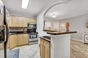 744 NE 14th Ave, Fort Lauderdale, FL 33304 - Photo 18