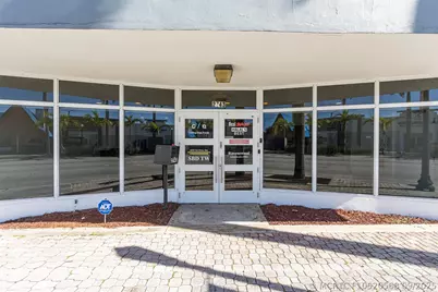 2743 Hollywood Boulevard, Hollywood, FL 33020 - Photo 2