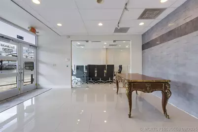 2743 Hollywood Boulevard, Hollywood, FL 33020 - Photo 10