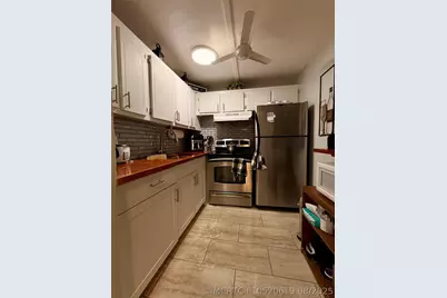 355 Oakridge T #355, Deerfield Beach, FL 33442 - Photo 6