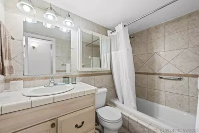 1000 SE 15th Street #103, Fort Lauderdale, FL 33316 - Photo 8