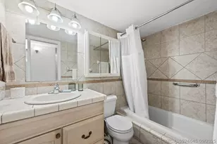 1000 SE 15th St, Fort Lauderdale, FL 33316 - Photo 8