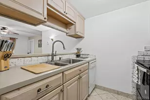 1000 SE 15th St, Fort Lauderdale, FL 33316 - Photo 6