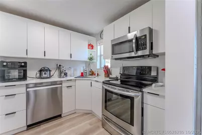 8900 Washington Boulevard #115, Pembroke Pines, FL 33025 - Photo 4