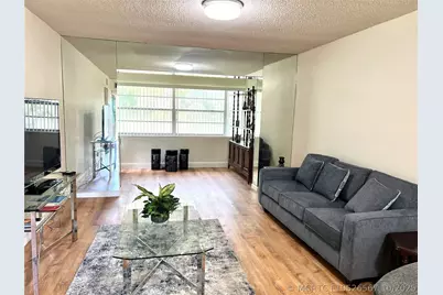 3080 Holiday Springs Boulevard #301, Margate, FL 33063 - Photo 4
