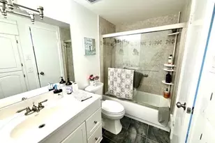 4330 Hillcrest Dr, Hollywood, FL 33021 - Photo 12