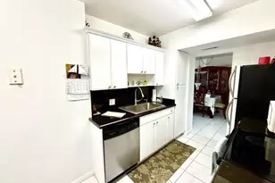 4330 Hillcrest Dr, Hollywood, FL 33021 - Photo 8