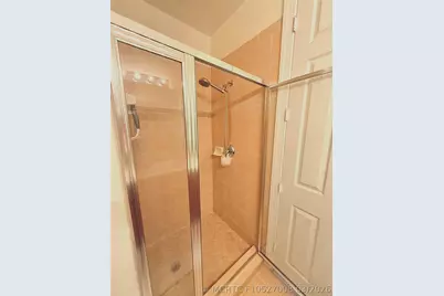 1951 Coral Heights Boulevard #402, Oakland Park, FL 33308 - Photo 10