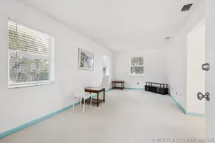 525 NE 58th St, Miami, FL 33137 - Photo 20