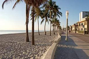 2010 Fillmore St, Hollywood, FL 33020 - Photo 32