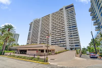 936 Intracoastal Drive #12c, Fort Lauderdale, FL 33304 - Photo 1