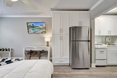 329 Connecticut Street #107, Hollywood, FL 33019 - Photo 22