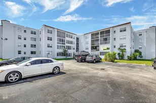 2800 Somerset Dr, Lauderdale Lakes, FL 33311 - Photo 26