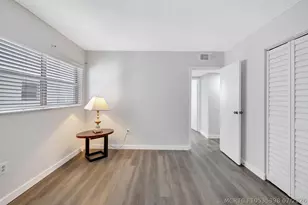2800 Somerset Dr, Lauderdale Lakes, FL 33311 - Photo 16
